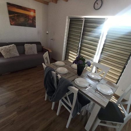 Zakatek Ciszy. Villa Sluchowo Exteriör bild