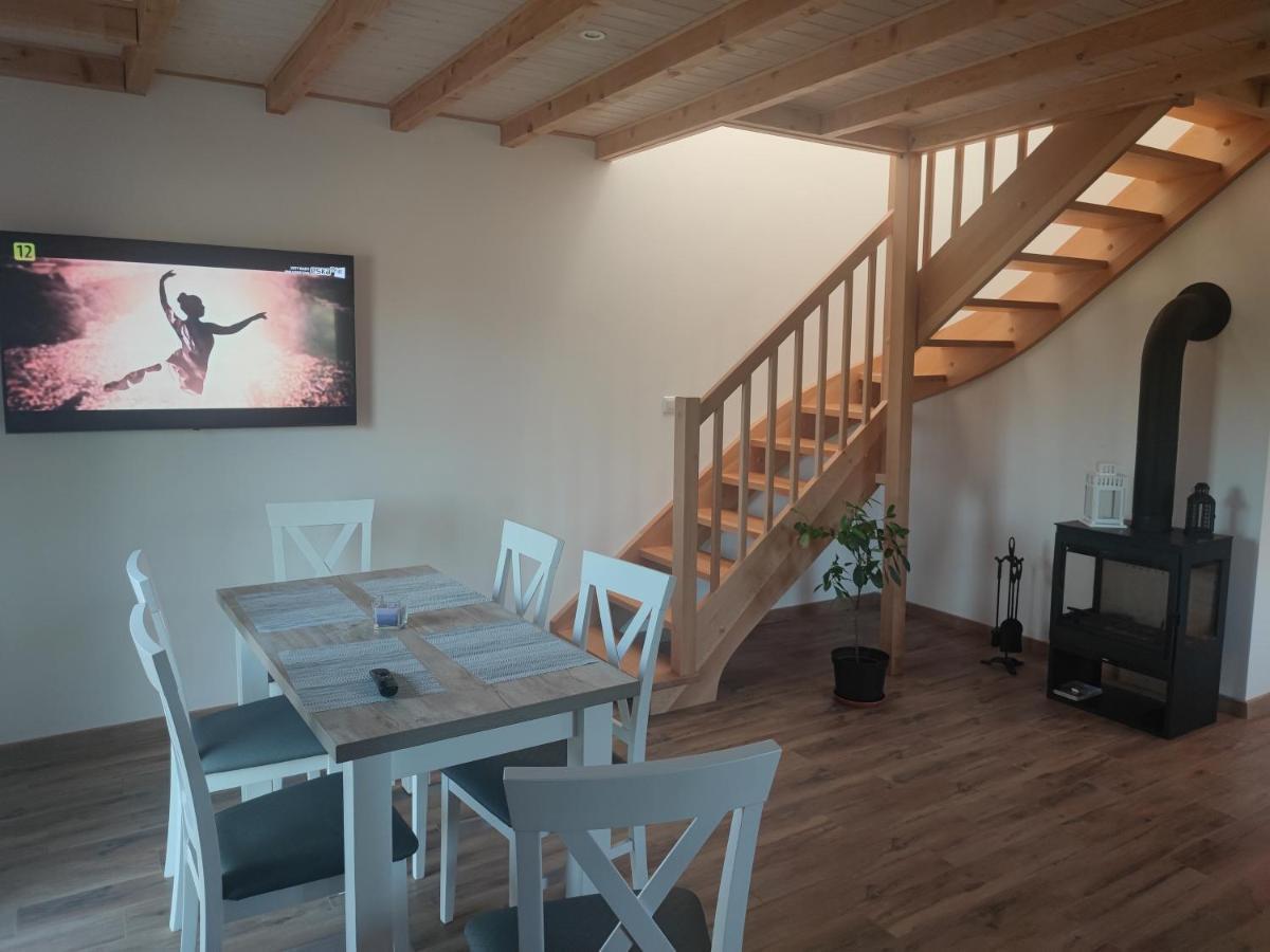 Zakatek Ciszy. Villa Sluchowo Exteriör bild