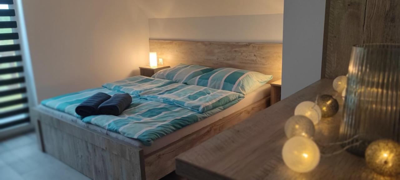 Zakatek Ciszy. Villa Sluchowo Exteriör bild