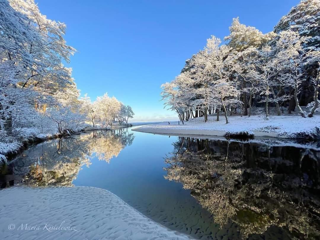 Zakatek Ciszy. Villa Sluchowo Exteriör bild