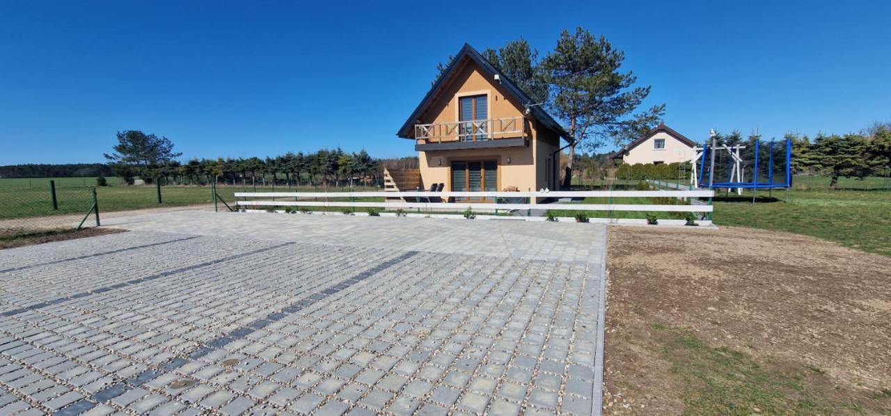 Zakatek Ciszy. Villa Sluchowo Exteriör bild